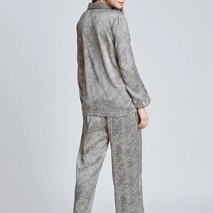Ensemble de pyjama en satin pour femmes grande taille, respirant, thermique, brodé, manches courtes, vêtements de détente, vêtements de nuit - Product Image 2