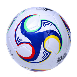 Ballons de football d'entraînement professionnels Star Works Corporation - Écologiques et légers pour les clubs, les écoles, taille officielle - Product Image 2