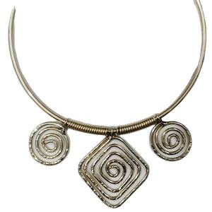 Venta al por mayor cadena de hoja gargantillas de latón hecho a mano joyería Hasli DE LA India traje de moda tema religioso cristiano - Product Image 1