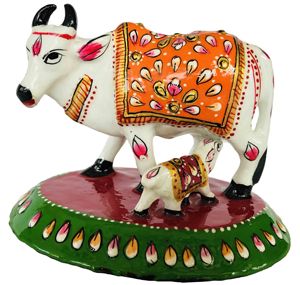 Artisanat Métallique : Ensemble Bébé Vache Religieux Indien Fait Main avec Émail – Artisanat Nirmala – Cadeau d'Entreprise Décoratif pour Table et Bureau - Product Image 3