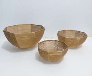 Ensemble de 3 paniers de fruits colorés en métal doré Solution de rangement élégante - Product Image 2