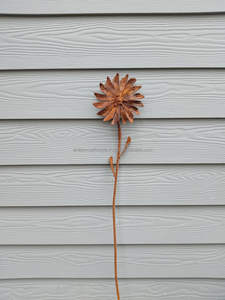 Estacas Decorativas de Metal para Jardín, Resistentes a la Oxidación, para Soporte de Plantas y Arte en Exteriores - Product Image 2