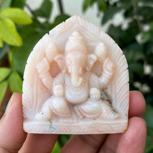 Estatua de Ganesha de Ópalo Rosa Natural, Tallada a Mano, Ídolo del Dios Hindú, Decoración Espiritual para Altar, Figura de Bendición de Prosperidad, Única en su Tipo - Product Image 1