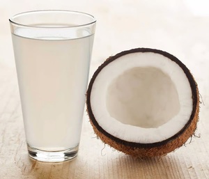 Concentré d'eau de coco aseptique en gros |   Sans sucre ajouté pour la fabrication de jus - Product Image 3