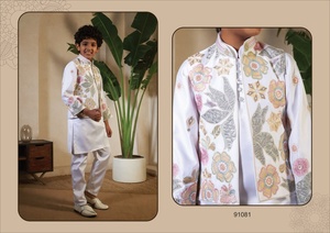 Nouvelle collection exclusive de vêtements traditionnels pour enfants, Koti Kurta Bottom, pour mariage, fête, cérémonie, en satin, matériaux recyclés - Product Image 2