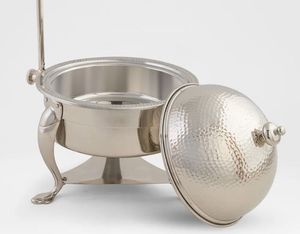 Elegante y Duradero Plato para Calentar Comida de Acero Inoxidable Martillado con Soporte para Tapa Colgante, Servidor de Buffet Premium, Tamaños Personalizables para Hotel - Product Image 2