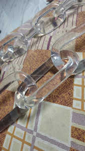 Accents muraux de chaîne en acrylique moderne faits à la main Article de décoration d'intérieur en résine personnalisé pour accrocher la chaîne liée la plus adorable en vente entière - Product Image 2