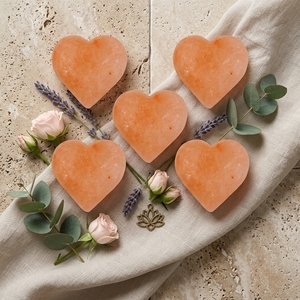 Masseur cardiaque en sel de l'Himalaya, pierre de massage en sel rocheux naturel poli pour le bien-être, la relaxation et les soins personnels - Product Image 6