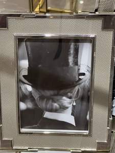 Cadre en laiton de style muséal, pièce maîtresse, édition collector, accent de décoration opulente pour la maison - Product Image 3