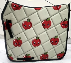 Almohadillas para silla de montar inglesa con estampado personalizado, almohadilla para caballo con logotipo personalizado a bajo precio, almohadilla para silla de montar inglesa de algodón hecha a medida - Product Image 3
