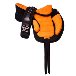 Freemax - Silla de Montar Inglesa de Primera Calidad, sin Arbol, Sintética, con Cincha, Color Personalizado y Tamaños a Medida - Product Image 1