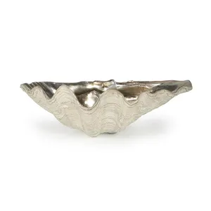 Cuenco Decorativo de Metal Hecho a Mano, Forma Irregular, Estilo Vintage, para Decoración de Mesa de Fiesta - Product Image 1