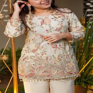 Ensemble haut et pantalon brodé en crêpe français VASTRA COTTAGE pour femme, tenue de bureau, tenue de soirée, tenue ethnique cousue - Product Image 3