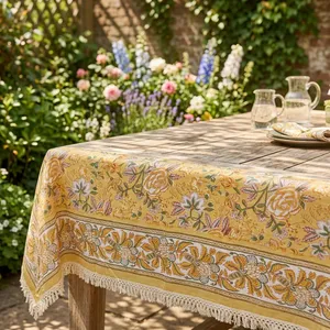Mantel Floral Clásico Rectangular de Algodón Premium Hecho a Mano con Bloques de Color Amarillo y Borlas Decorativas - Product Image 2
