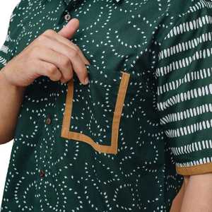 Camisa de Vestir Batik Indonesiana Premium para Hombre, Doble Botonadura, Manga Corta, 100% Algodón, Estampado Floral, Verde Bosque, Estilo Étnico Formal - Product Image 3