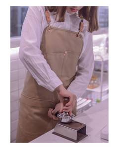 Tablier en toile robuste avec poches, logo personnalisé, sangle de cou en cuir réglable, attaches dorsales, uniforme professionnel pour barman - Product Image 4