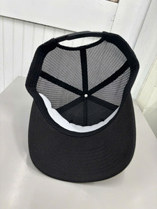 Casquettes de camionneur de haute qualité avec logo personnalisé en relief sur patch en cuir, casquettes de camionneur personnalisées en gros, gorras ajustables pour l'extérieur - Product Image 5