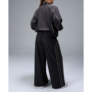 Conjunto deportivo de mujer con chaqueta con cremallera y pantalones cortos, conjunto informal de 2 piezas para correr. - Product Image 6