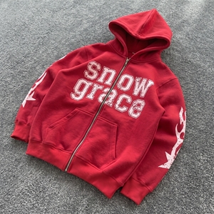 Sudadera con capucha roja Snow Grace con cremallera, unisex, de forro polar, informal, para invierno, corte regular, con estampado de letras y logotipo frontal - Product Image 5