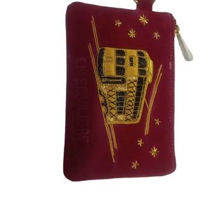 Sac en velours de coton de luxe brodé à la main avec des broderies Zardozi, effet 3D en relief résistant à l'eau, taille et couleur personnalisables - Product Image 1