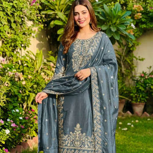 ชุดแขกงานแต่งงานระดับพรีเมียม GMY ชุดผ้าไหม Palazzo สไตล์อังกฤษ - Product Image 1