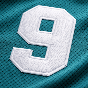 Camiseta de Fútbol Retro Personalizada de Manga Corta, Talla Grande, Impresión por Sublimación, Transpirable, de Secado Rápido, OEM para Clubes, Equipos, Ligas, Escuelas - Product Image 3