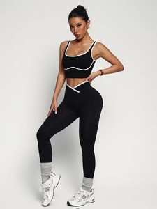 Women 2 Pcs Yoga Suit Contrast Piping Scoop Neck Crop Bra and Crossover V Waistband Compression Leggings Gym Fitness Set - Product Image 2