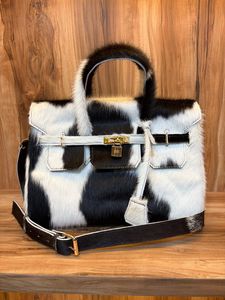 Sac fourre-tout en cuir de vachette noir et blanc pour femmes, sac à main occidental fait main - Product Image 1