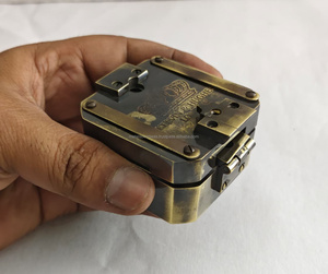 Brújula Náutica Kelvin & Hughes de Latón Macizo, Acabado Antiguo Vintage, Brújula de Navegación Marina - Product Image 3