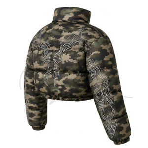 เสื้อแจ็คเก็ตพัฟเฟอร์ลายพรางประดับคริสตัลคุณภาพสูง แบบสั้น สไตล์ลำลองสำหรับฤดูหนาว เสื้อแจ็คเก็ตพัฟเฟอร์ลายพรางประดับคริสตัล - Product Image 3