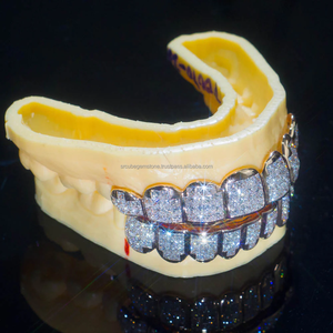 Bijoux Hip Hop personnalisés Grillz en argent sterling 925 avec diamant Iced Out Vvs Moissanite Grillz - Product Image 6