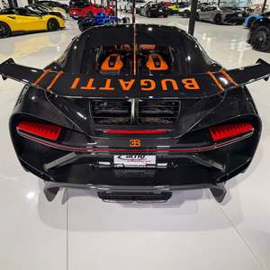 Bugatti Chiron Pur Sport Usado 2023 - Product Image 2