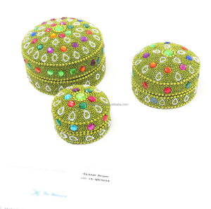 Coffret de 3 boîtes de rangement pour bijoux, fabriquées en Inde, réutilisables, en laque, miroir, perles, boîte à bibelots faite à la main, pour femmes, pour la maison - Product Image 3