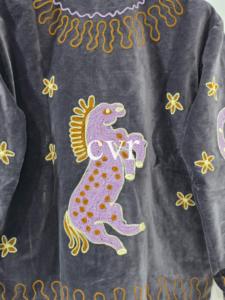Chaqueta de Terciopelo Bordada a Mano con Cuello Mandarín, Manga Larga, Talla Grande, Estilo Blusón para Mujer, Otoño, Estampado Animal - Product Image 4
