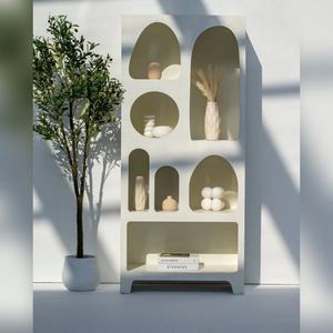 Étagère peinte ultra blanche Vandana Altis, design de meuble de rangement en bois moderne et minimaliste - Product Image 2