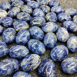 Pierre de Sodalite Bleue Naturelle Polie pour la Méditation, la Guérison, le Reiki et l'Énergie des Chakras – Pierre Précieuse Écologique en Gros - Product Image 5