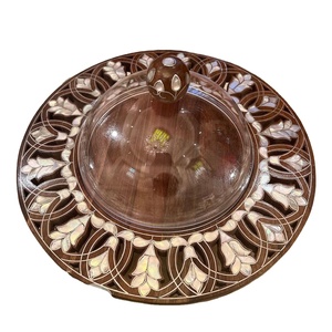 Dôme en acrylique luxueux pour servir lors de l'Aïd et du Ramadan, plateau rond élégant en bois d'acacia avec incrustation complexe de nacre - Product Image 3