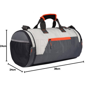 Bolsa de lona ligera diseñada para un transporte cómodo, empaque flexible y fácil transporte para viajes, gimnasio y deportes. - Product Image 6