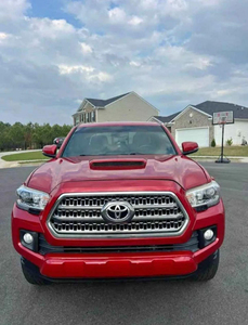 Toyota Tacoma 2016, Camioneta con Caja de Cambios Automática, Volante a la Izquierda, Interior de Cuero en Color Oscuro, Tamaño de Neumáticos R17 - Product Image 2