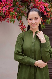 ชุดคุรตะผ้าฝ้ายสีเขียวทรงหลวมความยาวปานกลาง สไตล์อินเดียและปากีสถานสำหรับผู้หญิง ใส่ไปงานปาร์ตี้ได้ ไม่ยับง่าย - Product Image 5