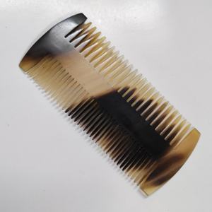 Peine de cuerno de Color Natural hecho a mano de La India con mango de fácil uso peines de barba de masaje multiusos precio de fábrica estilo de salón - Product Image 4