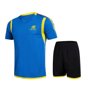 Uniforme de Fútbol para Hombre Elite Training, Servicio OEM, Personalizable, Tejido Transpirable de Secado Rápido, Conjunto de Camiseta y Pantalones Cortos Ligeros - Product Image 1