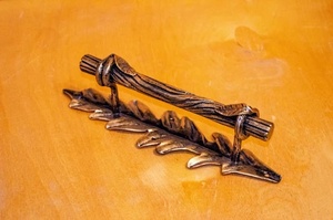 Accesorios Tradicionales para Cercas de Hierro Galvanizado con Barras Retorcidas y Bases en Forma de Hoja para Uso Decorativo en Exteriores - Product Image 6