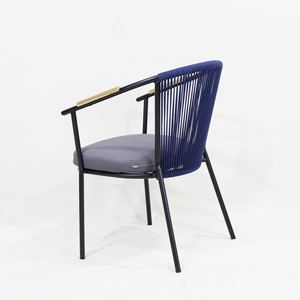 Silla de Comedor Moderna de Cuerda y Metal con Reposabrazos de Madera y Cojín de Asiento Suave - Product Image 2