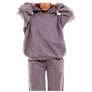 Conjunto Deportivo de Felpa de Poliéster y Algodón de Nuevo Diseño que Ofrece Comodidad, Calidez y Funcionalidad Deportiva con un Diseño Moderno - Product Image 4