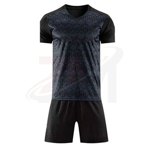 ชุดยูนิฟอร์มฟุตบอลแบบกำหนดเอง เสื้อ กางเกง ถุงเท้า พรีเมียม ระบายอากาศได้ดี ชุดทีมฟุตบอล ผลิตโดยโรงงาน OEM มืออาชีพ - Product Image 1