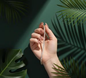 Bracelet tennis et collier ras-du-cou tendance en or plaqué 14k/18k avec diamants de laboratoire – Cadeau de fiançailles de luxe, bijoux de mariée - Product Image 2