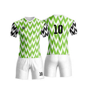 Ensemble de maillots de football pour hommes, noir et jaune, col en V, manches courtes, évacuation de l'humidité, numéro d'équipe 10, coupe athlétique, toutes saisons - Product Image 6