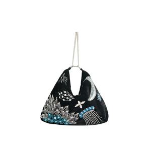 Bolso de Hombro de Terciopelo con Cuentas Hecho a Mano, Elegante, para Mujer, Exportación de la India 2026 - Product Image 1