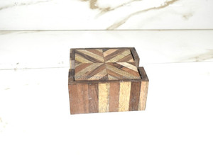 Lot de 6 sous-verres de décoration de table de mariage polis personnalisés Tapis de table en bois d'acacia et manguier Support de dessous de verre en bois de qualité - Product Image 3